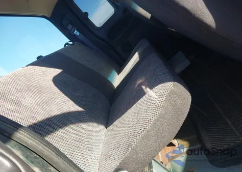 2001 Dodge Ram 2500 St z USA, uszkodzony, nr VIN 1B7KC23611J510994